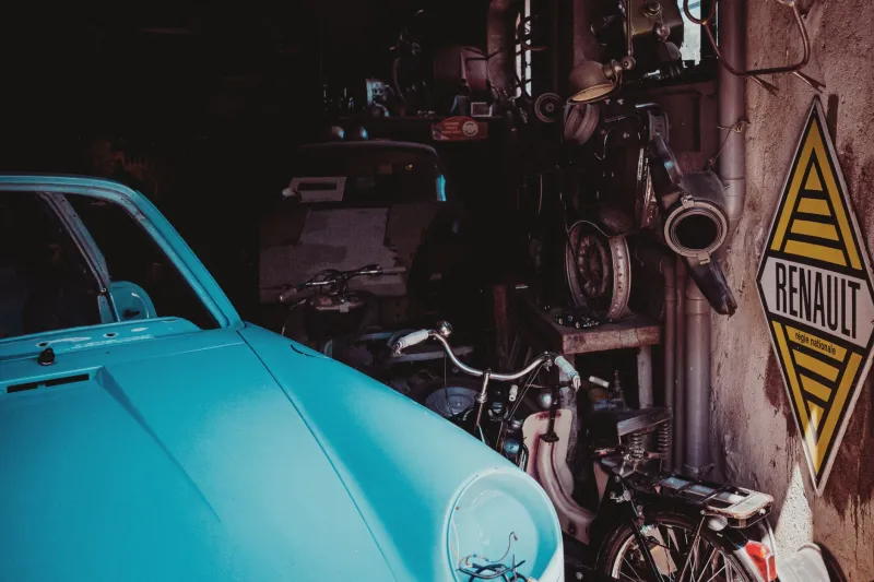 What Your Nose Knows: The Science Behind Why Old Bikes Hit Different